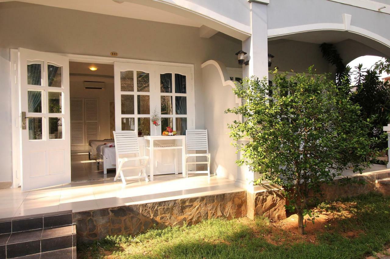 Little Paris Resort Phan Thiet Bagian luar foto